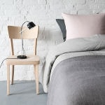 dessus de lit en lin et coussins